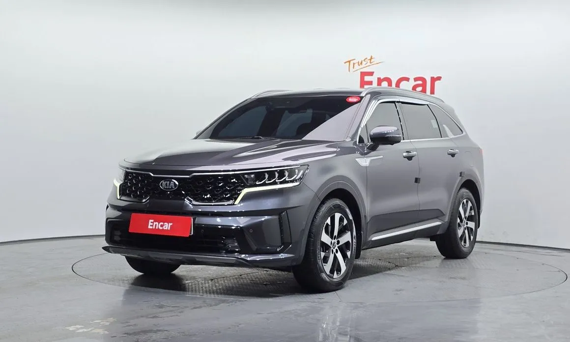 Kia Sorento — фото 1