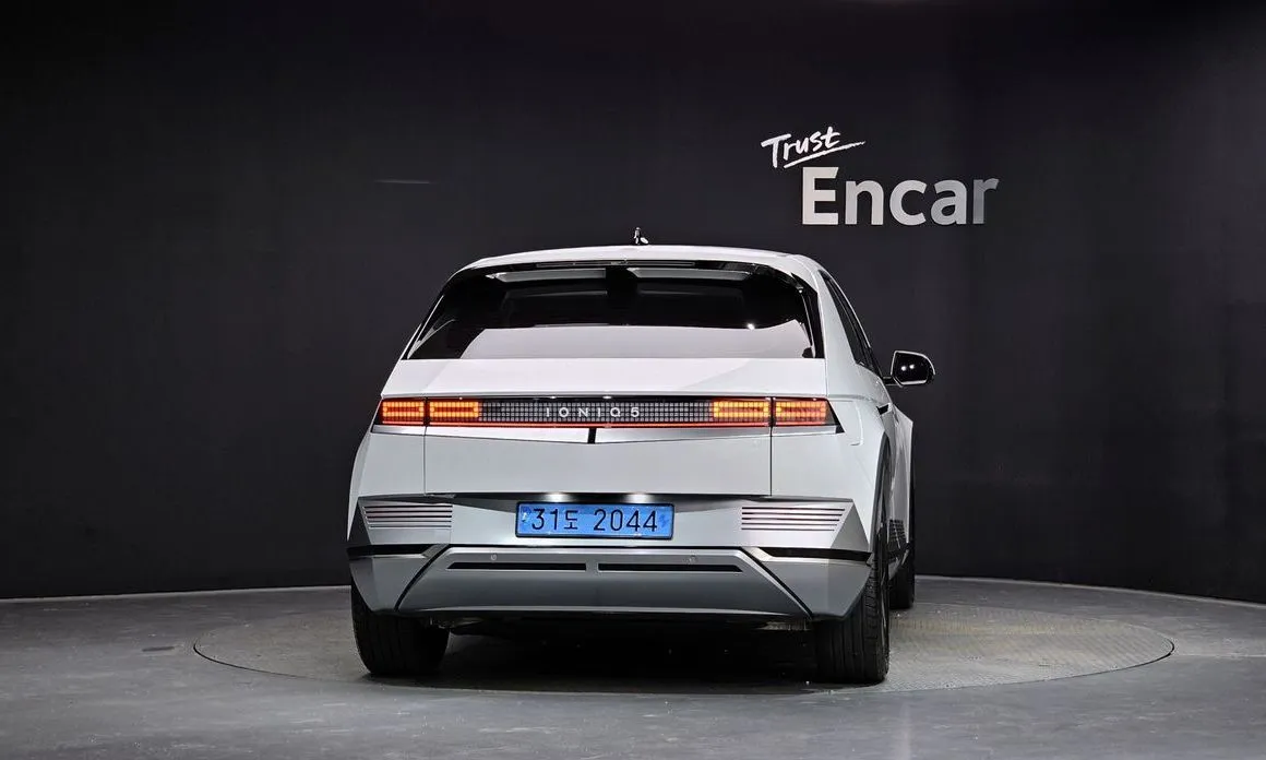 Hyundai Ioniq5 — фото 2