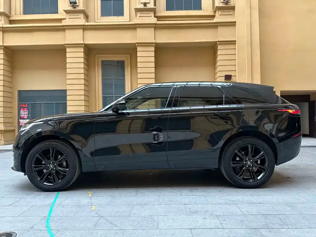 Land Rover Velar — фото 10