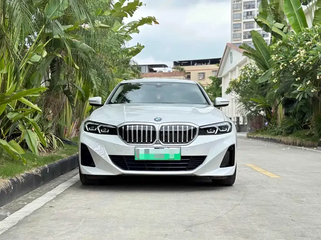 BMW i3 — фото 3