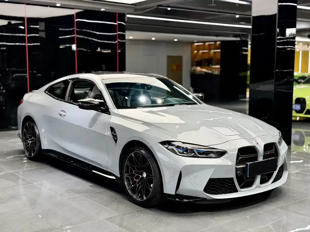 BMW M4 — фото 2