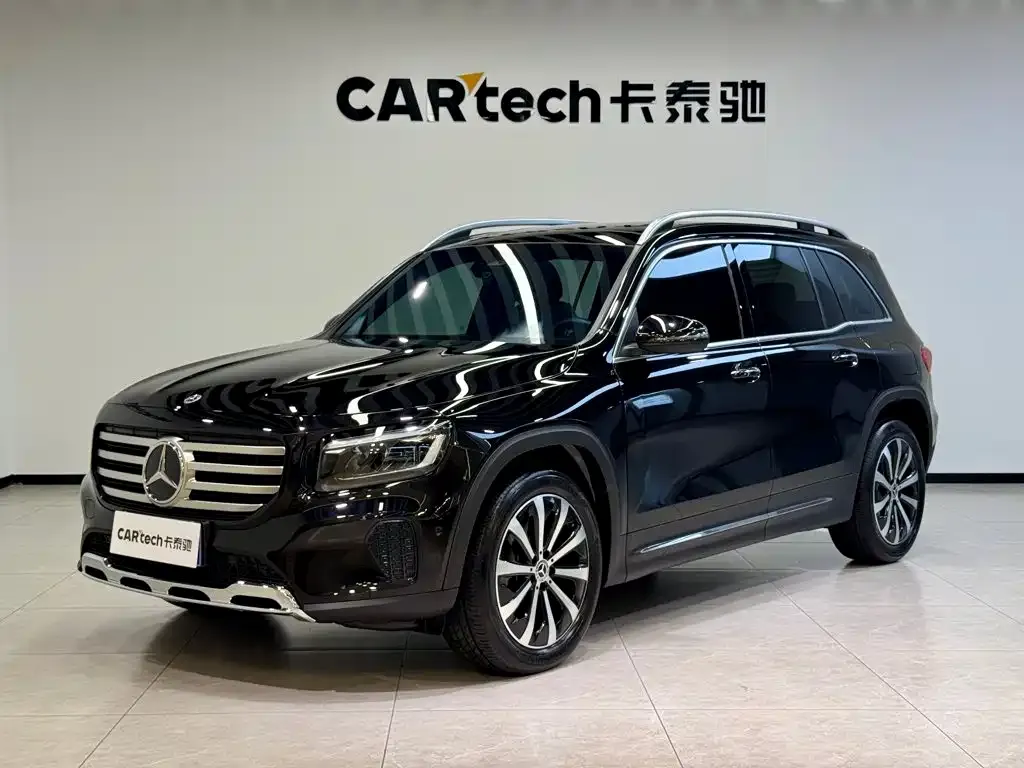 Mercedes-Benz GLB — фото 1