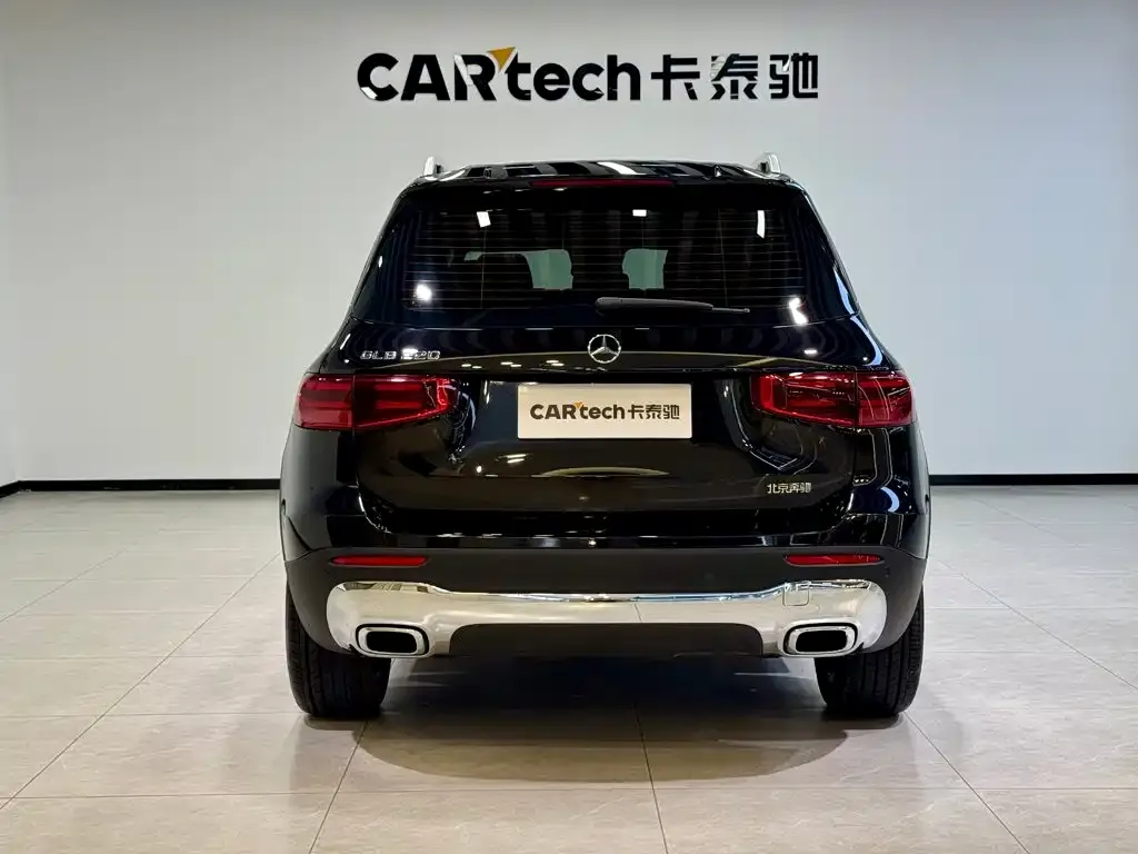 Mercedes-Benz GLB — фото 3