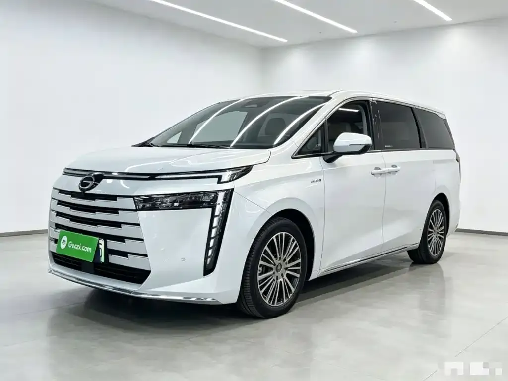 GAC Motor 传祺E8 PHEV — фото 1