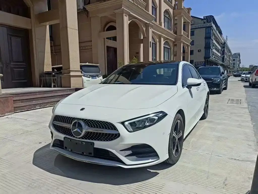 Mercedes-Benz A-Class — фото 1