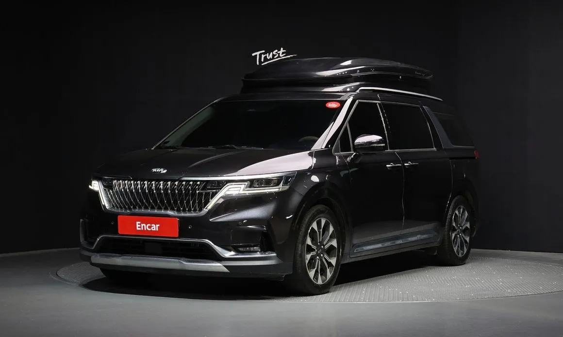 Kia Carnival — фото 1