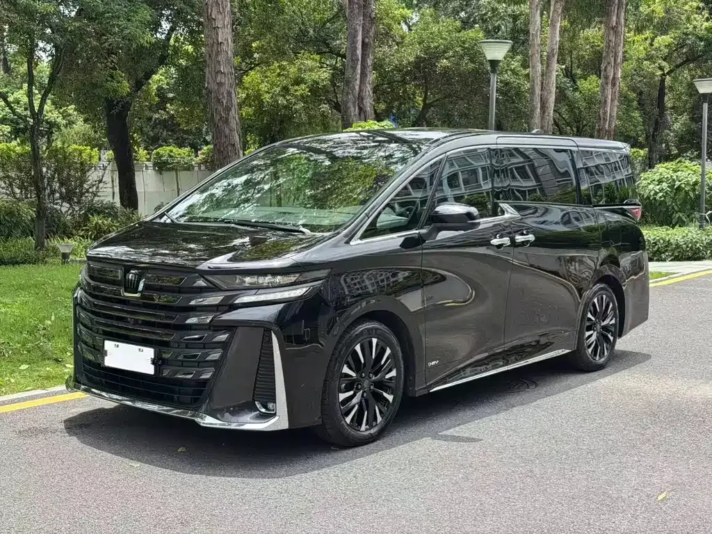 Toyota Vellfire — фото 8
