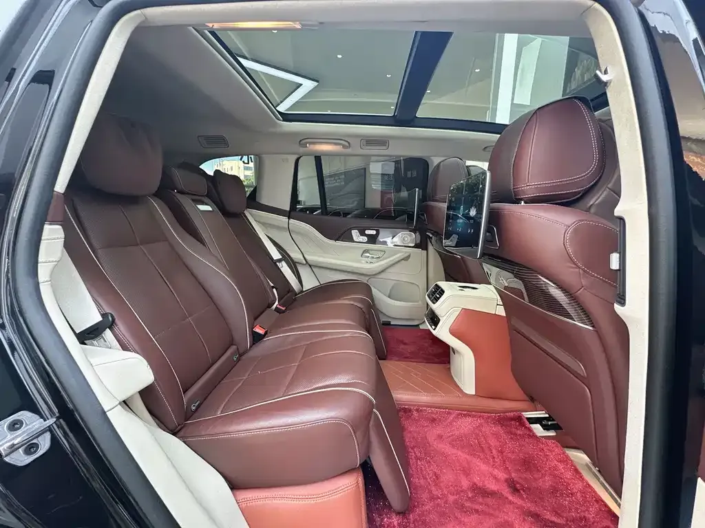 Mercedes-Benz GLS — фото 4