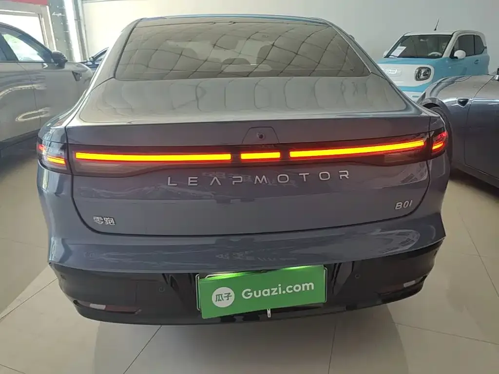 Leapmotor Leapmotor B01 — фото 10