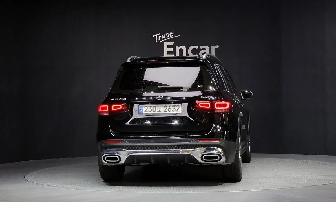 Mercedes-Benz GLB-Class — фото 6