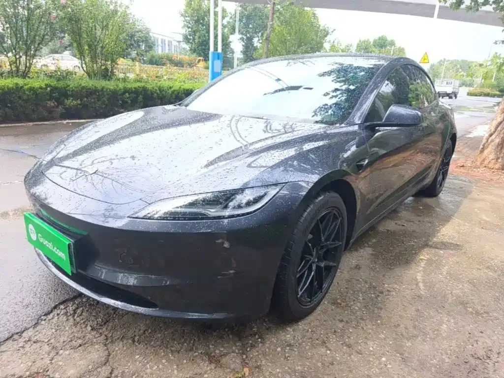 Tesla Model 3 — фото 3
