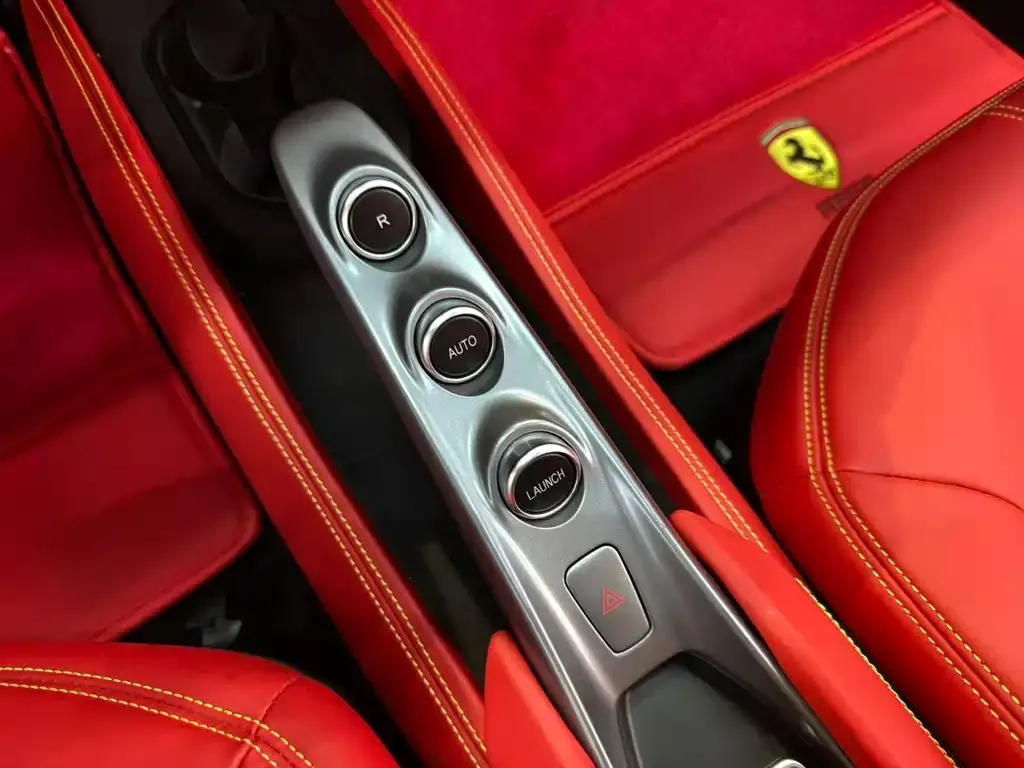 Ferrari F8 — фото 4
