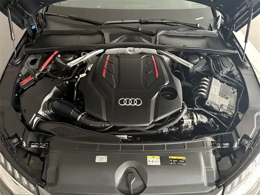 Audi S4 — фото 9