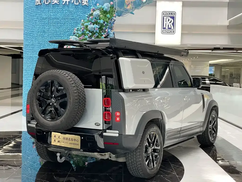 Land Rover Defender — фото 2