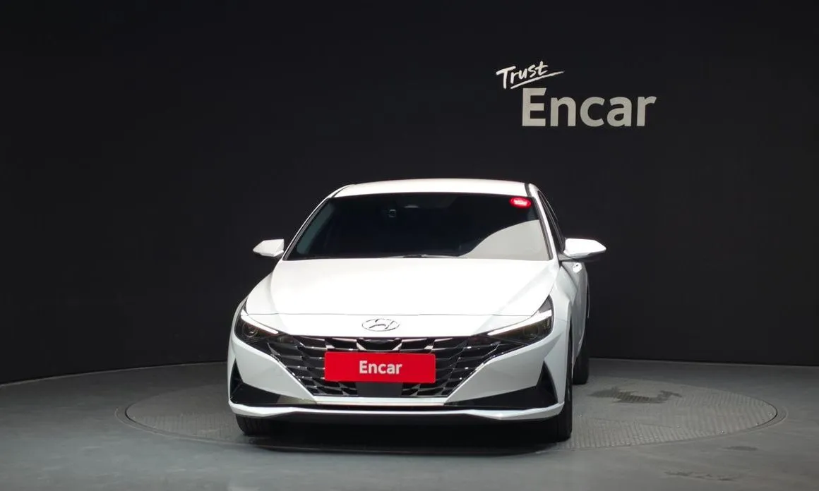 Hyundai AVANTE — фото 2