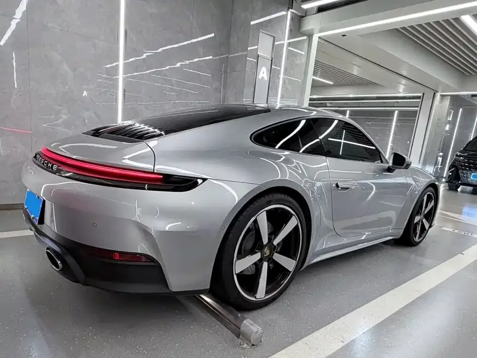 Porsche 911 — фото 10
