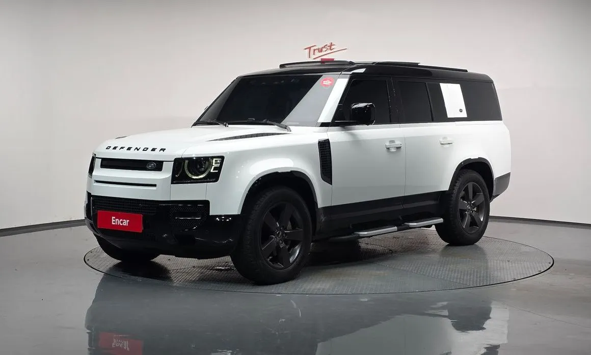 Land Rover Defender — фото 1