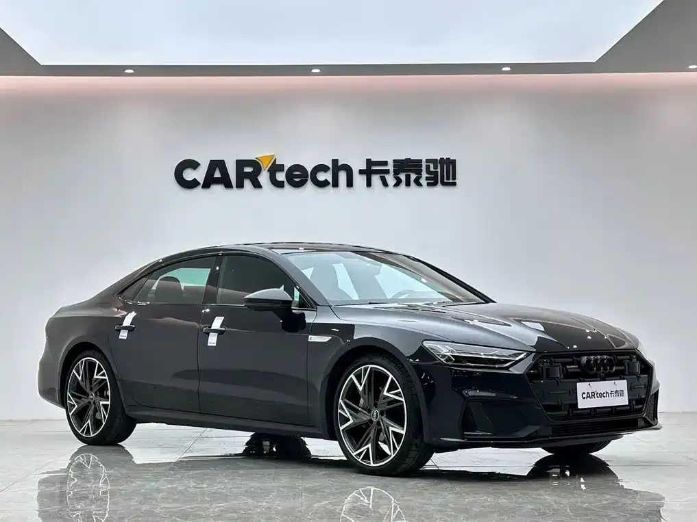 Audi A7L — фото 10