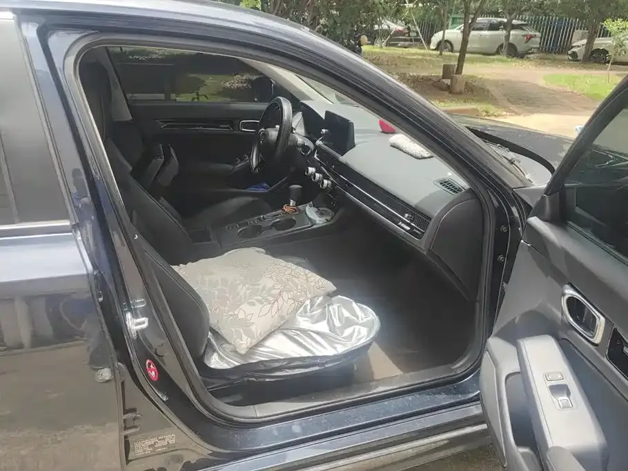 Honda Civic — фото 10