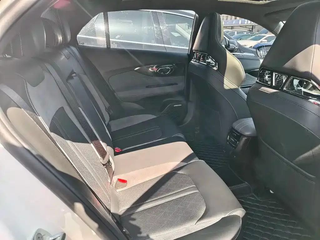 GAC Motor Shadow Leopard — фото 7
