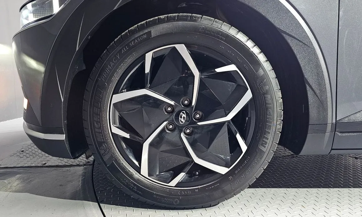 Hyundai Ioniq5 — фото 3