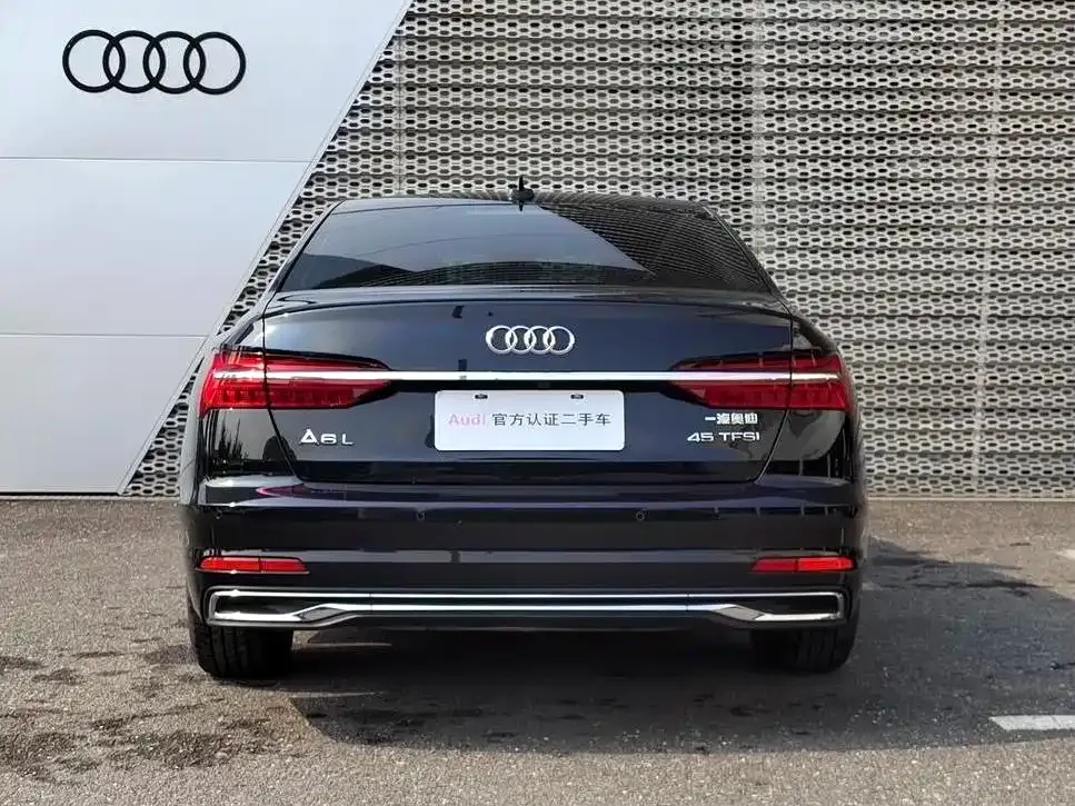 Audi A6L — фото 7