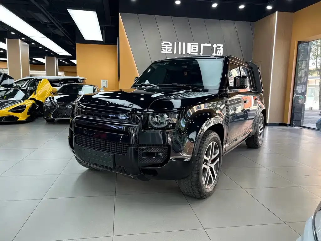 Land Rover Defender — фото 1