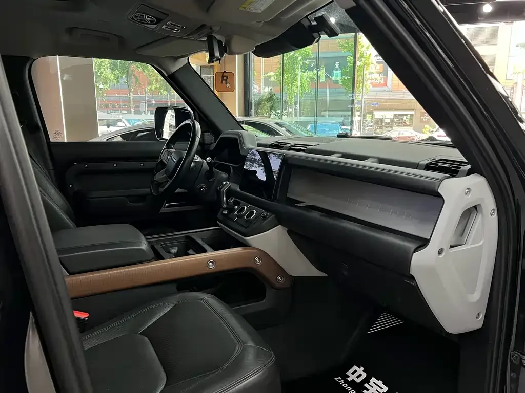 Land Rover Defender — фото 3
