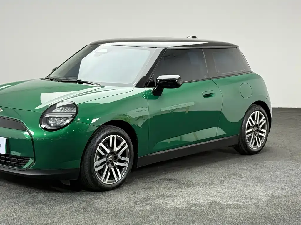 MINI Cooper EV — фото 10