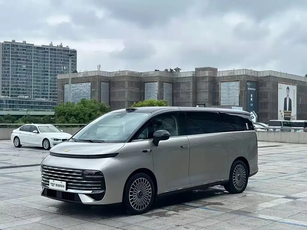 Geely Galaxy V900 — фото 1