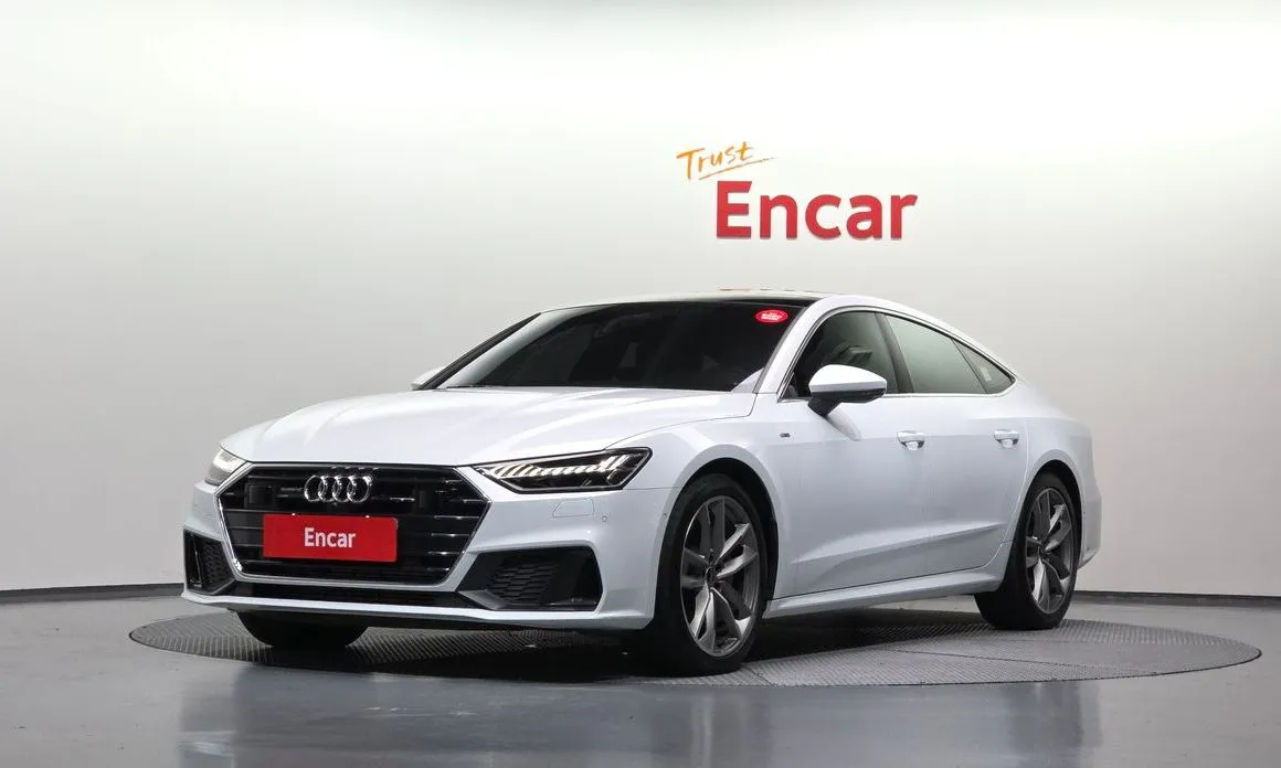 Audi A7 — фото 1