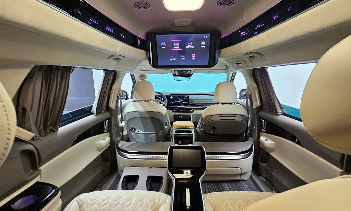 Kia Carnival — фото 10