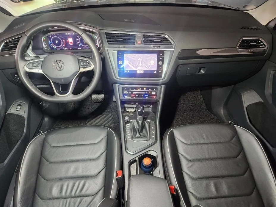 Volkswagen Tiguan — фото 8