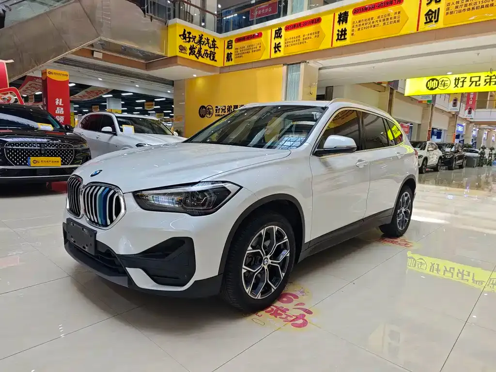BMW X1 — фото 6