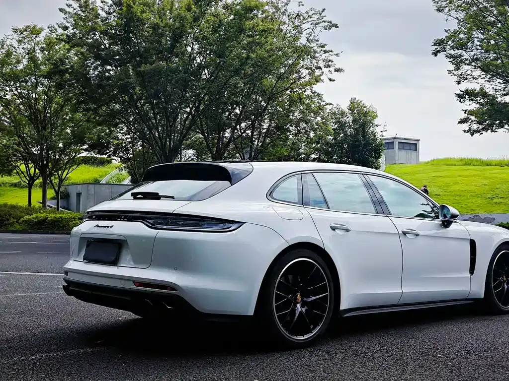Porsche Panamera — фото 9