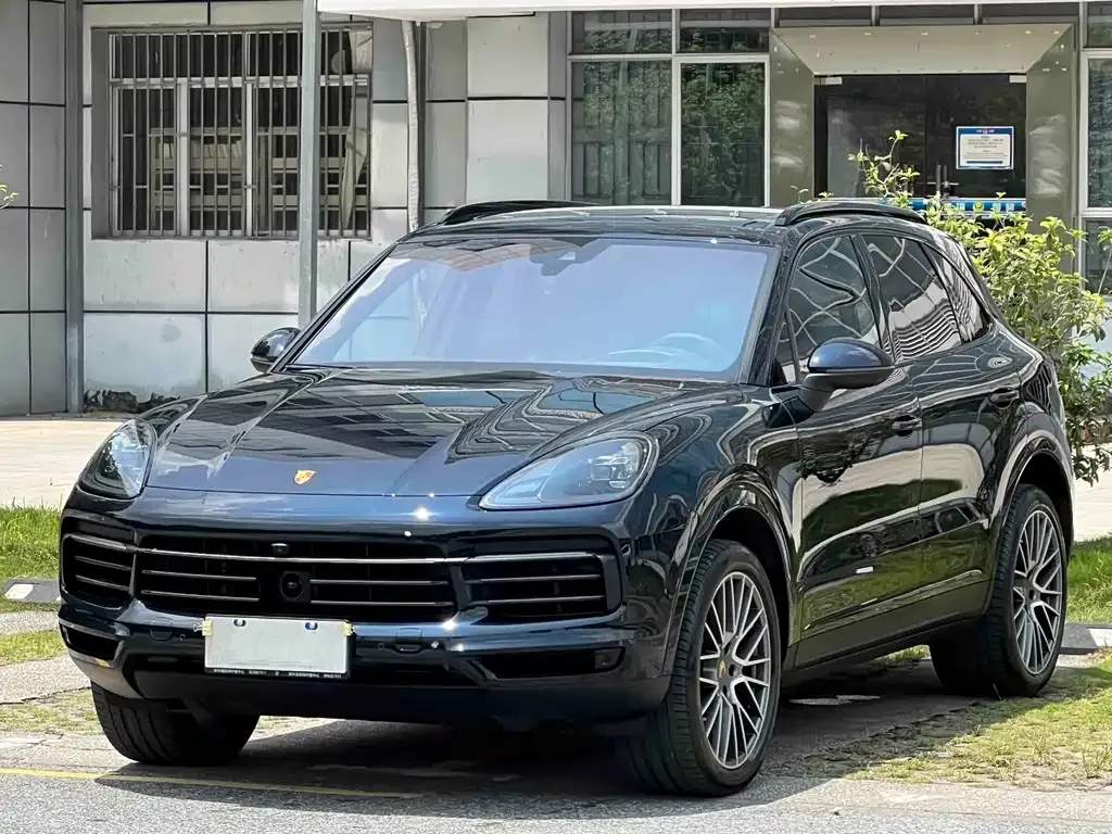 Porsche Cayenne — фото 9