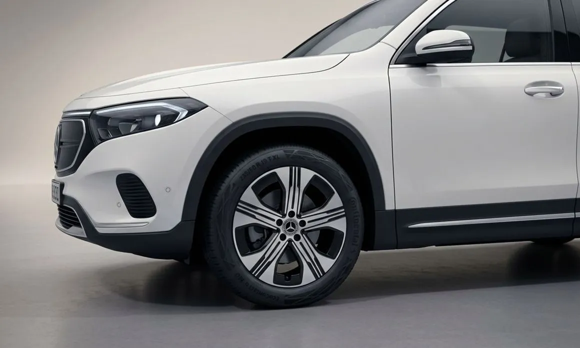 Mercedes-Benz EQA — фото 2