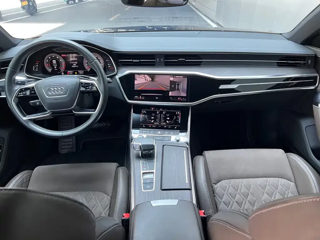 Audi A7L — фото 3