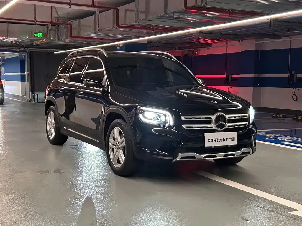 Mercedes-Benz GLB — фото 10