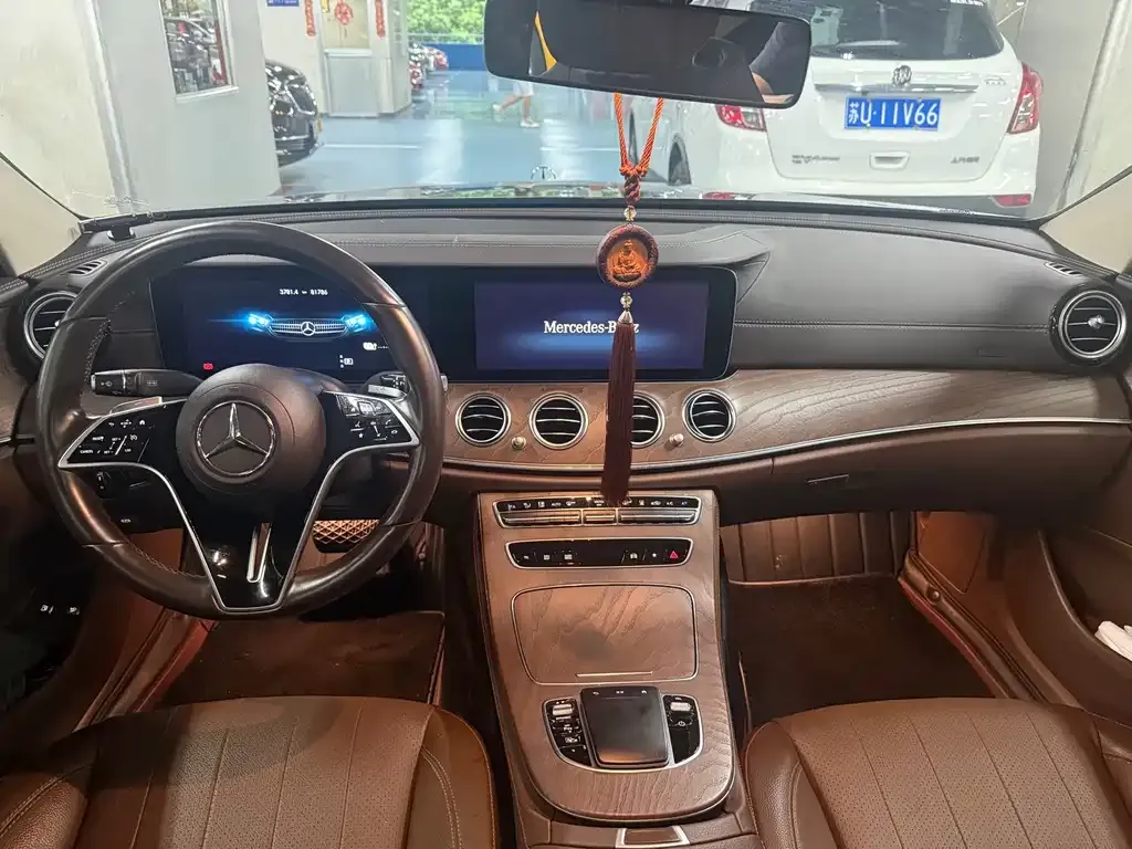 Mercedes-Benz E-Class New Energy — фото 4