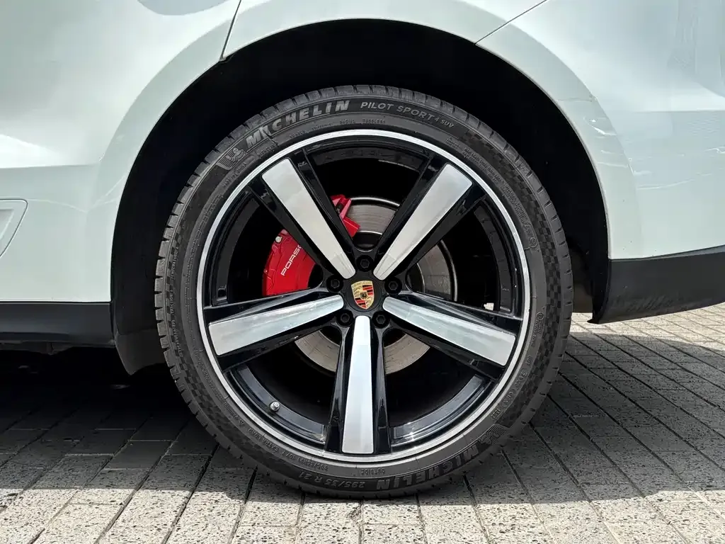 Porsche Macan — фото 2