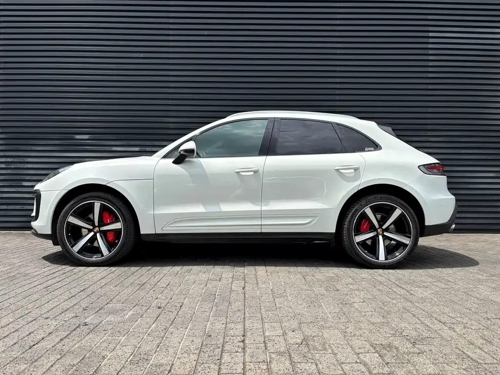 Porsche Macan — фото 10