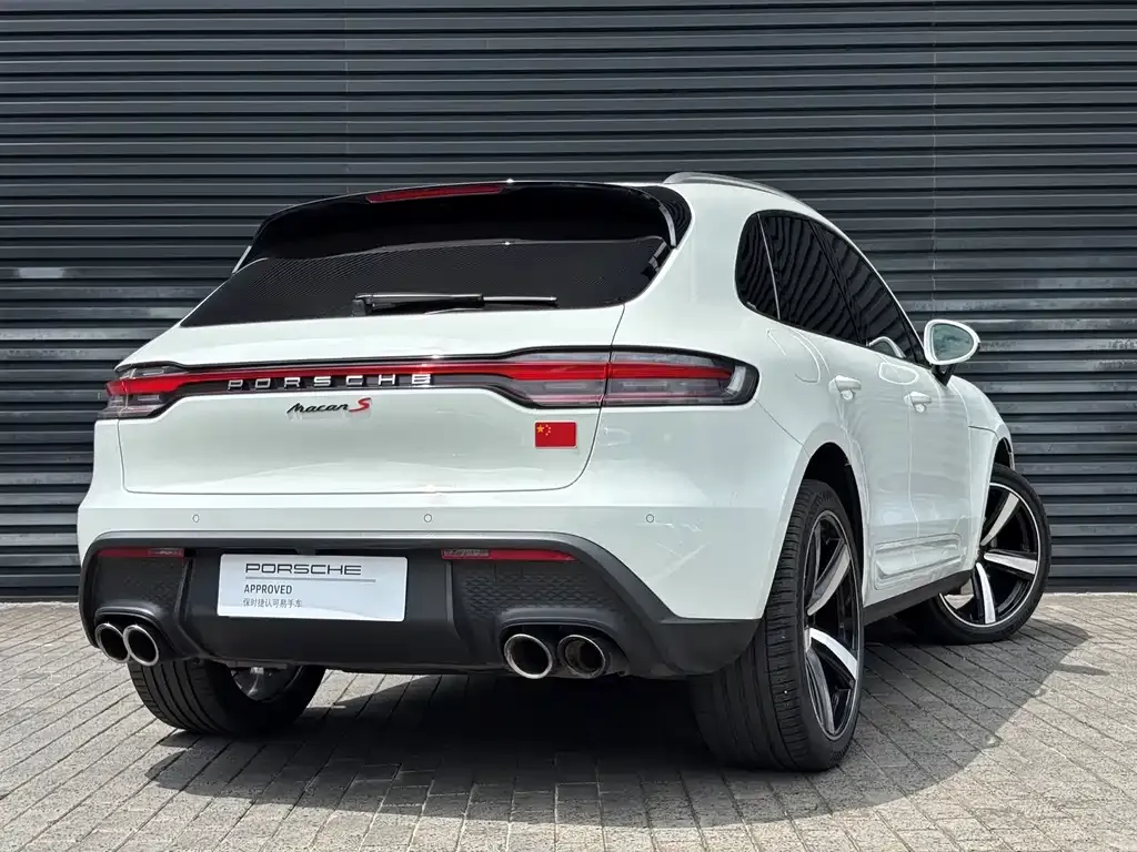 Porsche Macan — фото 9