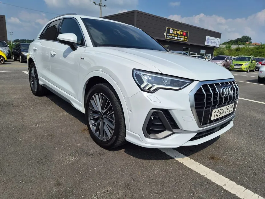 Audi Q3 — фото 10