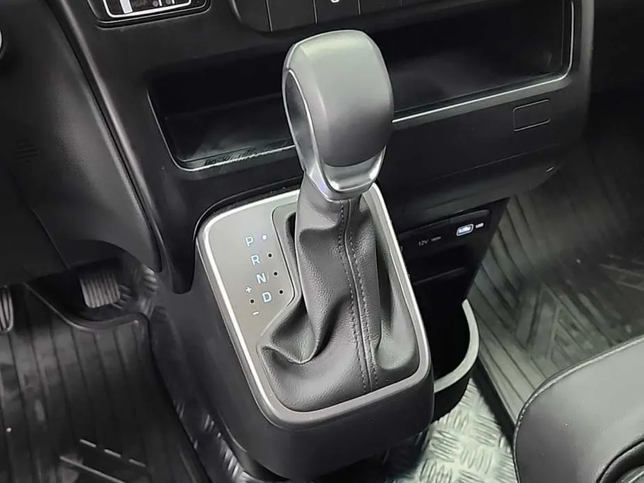 Hyundai Staria — фото 4