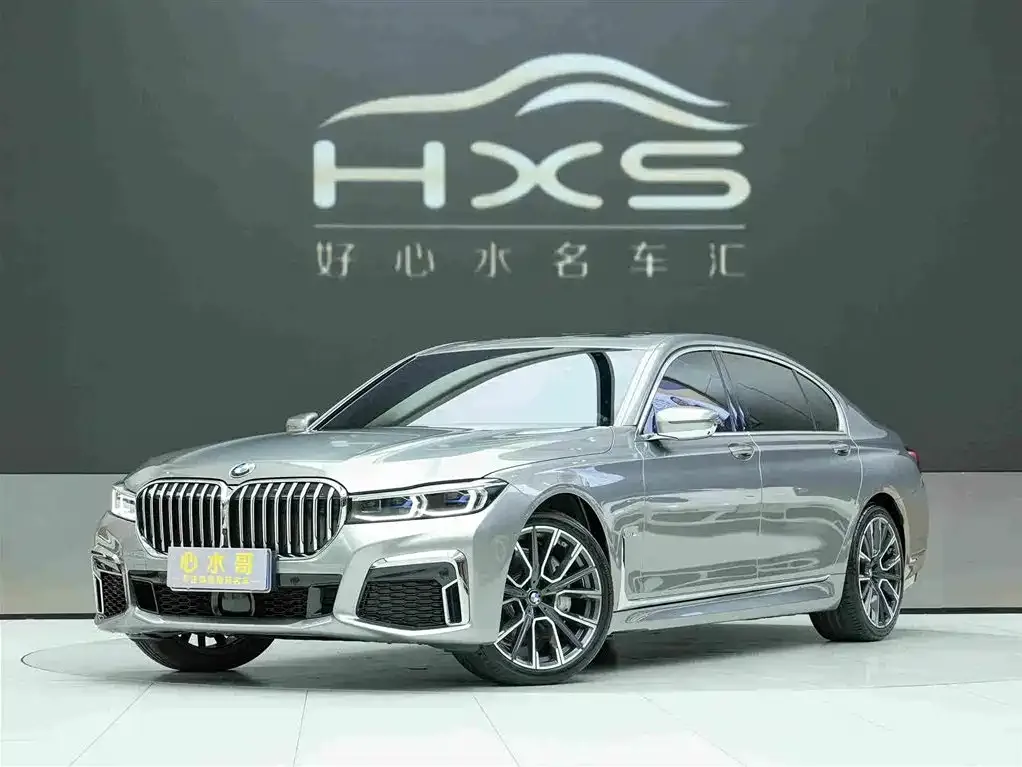 BMW 7 Series — фото 1