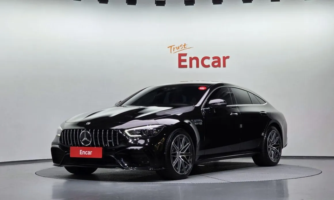 Mercedes-Benz AMG GT — фото 1