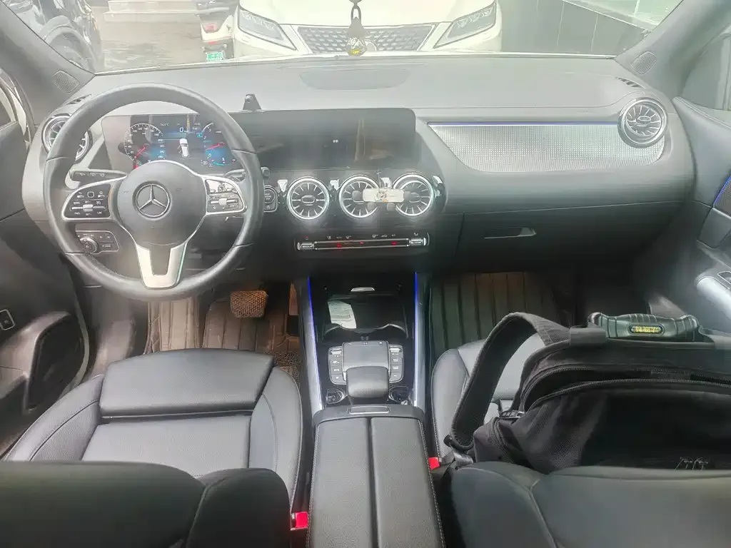 Mercedes-Benz GLA — фото 10