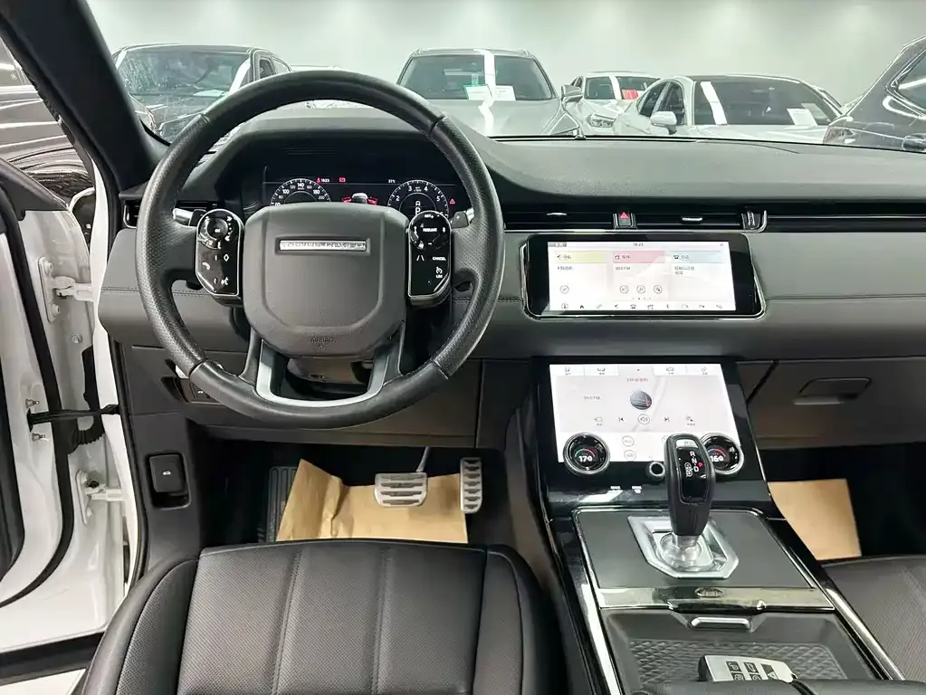 Land Rover Evoque — фото 8
