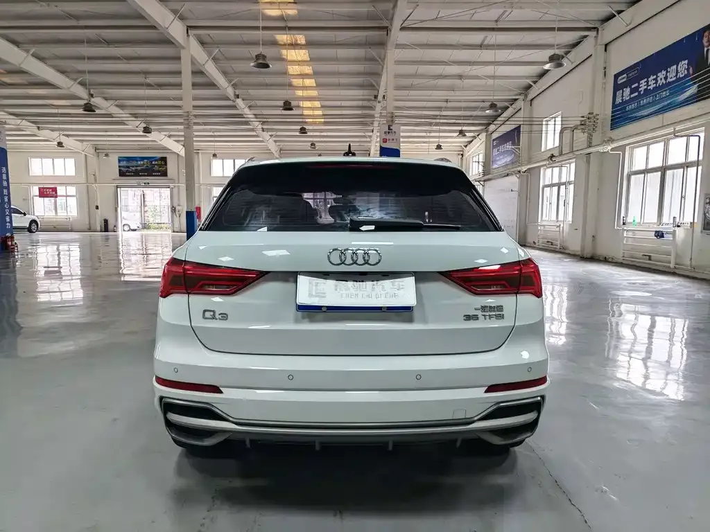 Audi Q3 — фото 4